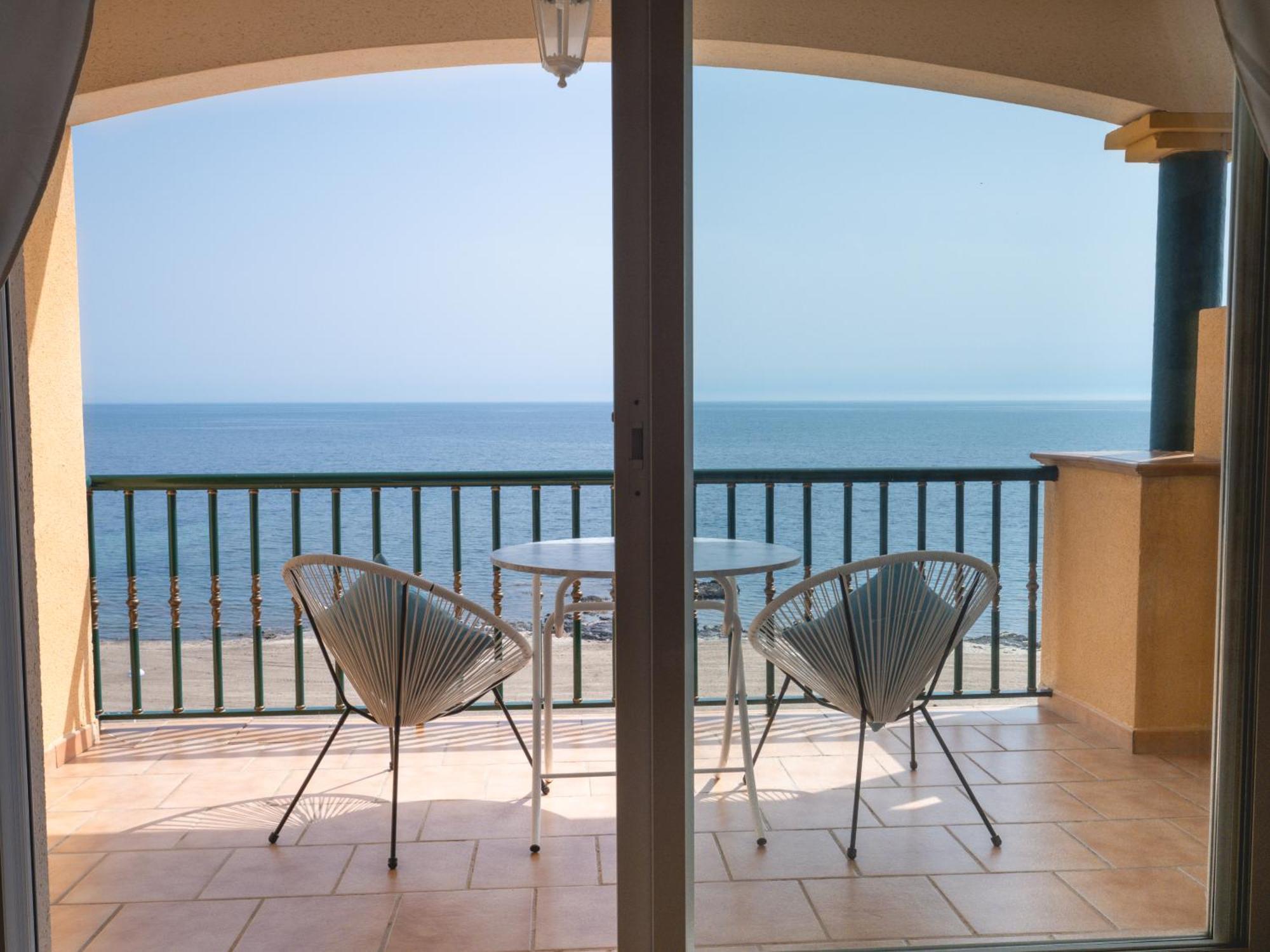 קואבס דל אלמאנסורה Apartamentos El Calon Playa מראה חיצוני תמונה